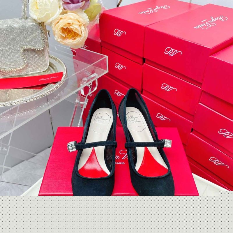 roger u1u1er flat shoes